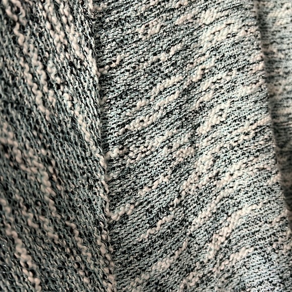Divided Cardigan - Picture 3 of 4